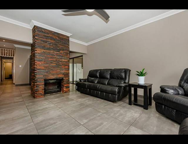 3 BEDROOM HOUSE FOR SALE IN RANDHART